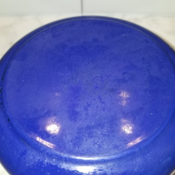 Sierra Swissmar Cast Iron Fondue Set in Deep Blue - Picture 5 of 11